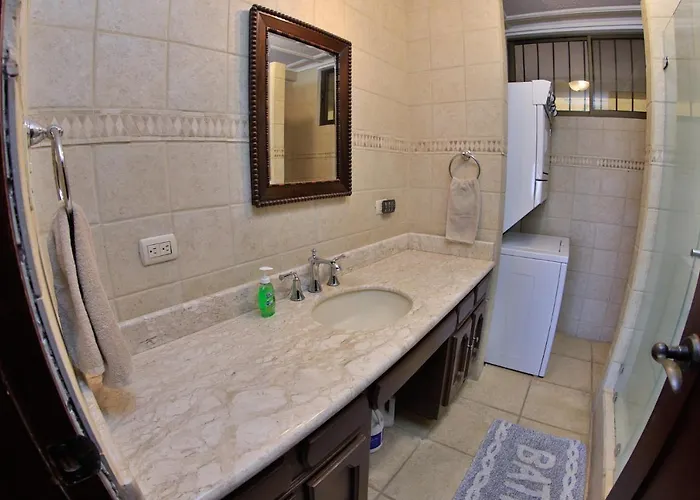 Holiday home Presidential 4 - Spacious In The Heart Of Flamingo, Sleeps 6