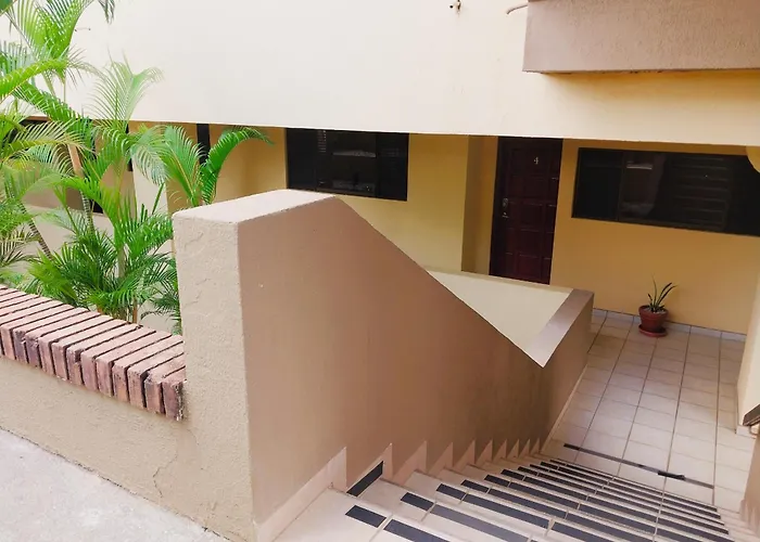 Holiday home Presidential 4 - Spacious In The Heart Of Flamingo, Sleeps 6 *